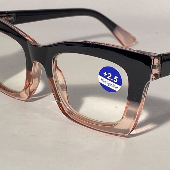 1070 Gretchen Reading Glasses 2.5 Square Pink Black Gradient Frames NWT - Picture 8 of 9